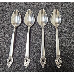 4 Oneida Ltd 1881 Rogers "Danish Court" Teaspoons 6 1/8 "